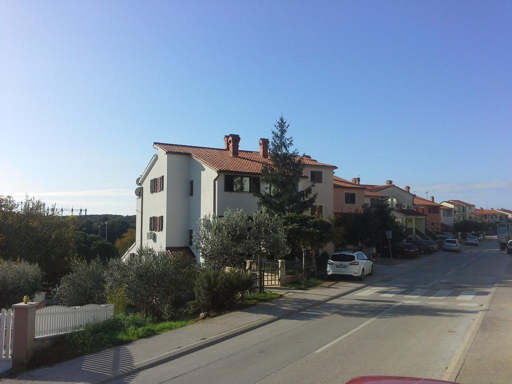 Apartments Liliana Pula Luaran gambar