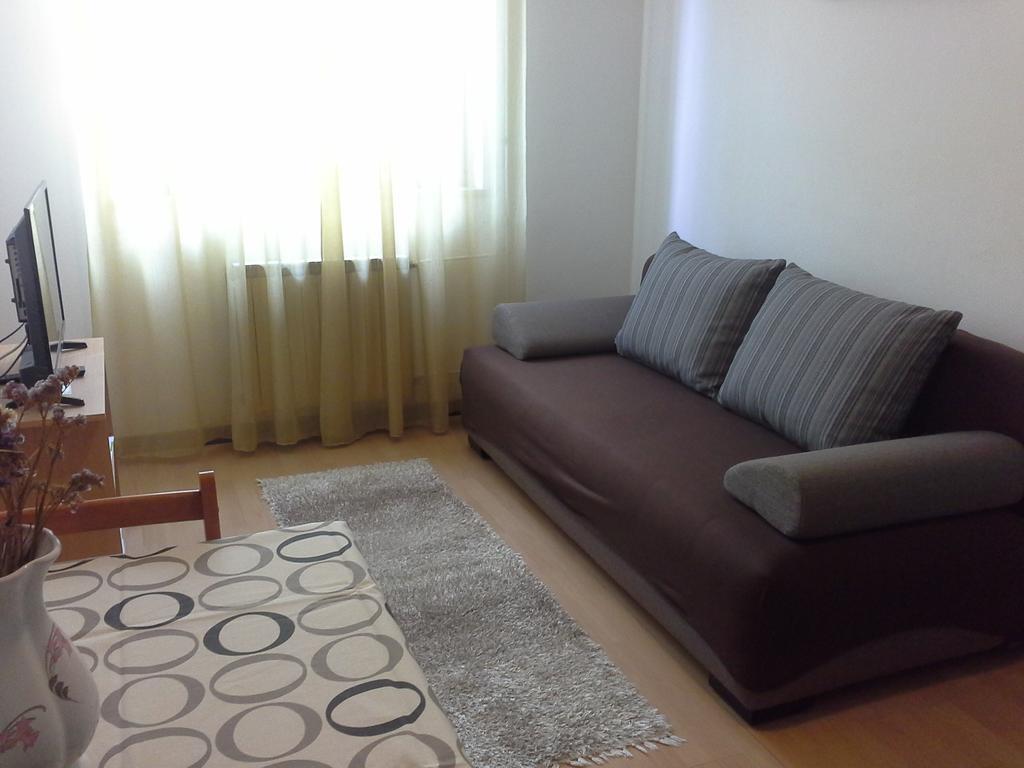 Apartments Liliana Pula Luaran gambar